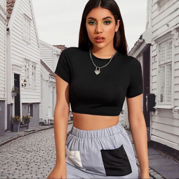 NWOT! Shein brand Sexy backless crop top b… - Picture 1 of 3